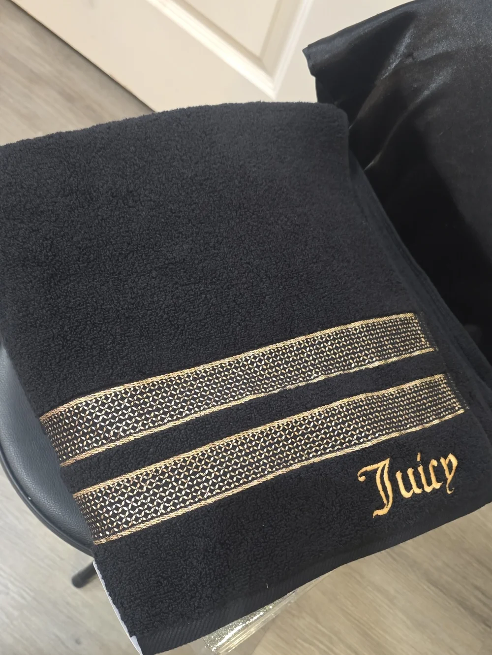 Juicy Couture Home Gold Embossed Accent Stripes Logo Plush Oversized Bath Towels